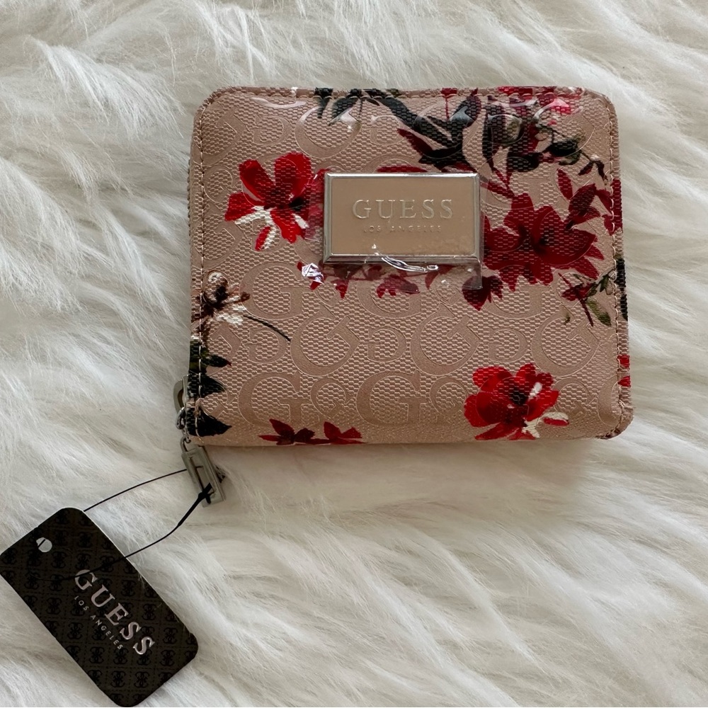 Guess Wallet